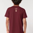 Tshirt enfant manche courte en coton biologique. De couleur bordeau vue de dos avec le logo de la marque entre les épaules. La couleur de la sérigraphie est beige.