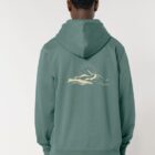 Veste sweat pour homme et femme en coton biologique de couleur vert jade avec un dessin de montagne dans le dos et une inscription noté silence de sérigraphie beige.